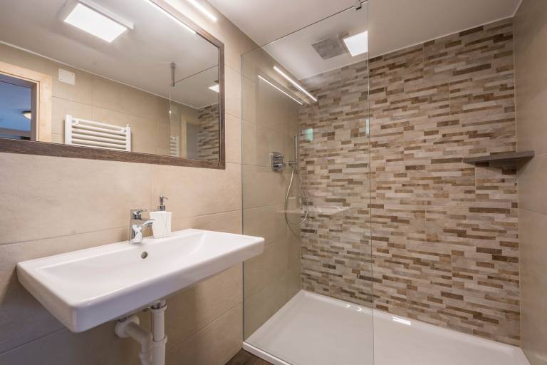 Apartment “Hochwilde Jogglanderhof” with Mountain View, Private Balcony, and Wi-Fi — photo 5