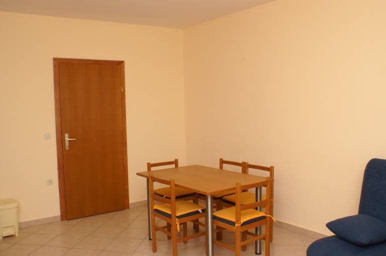One bedroom apartment near beach Kustići, Pag (A-4087-f) — photo 3