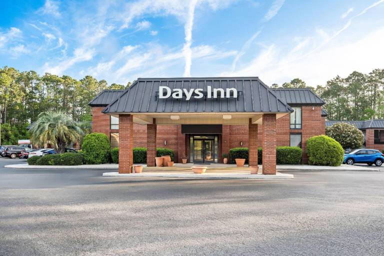 Days Inn by Wyndham Statesboro in Statesboro, GA