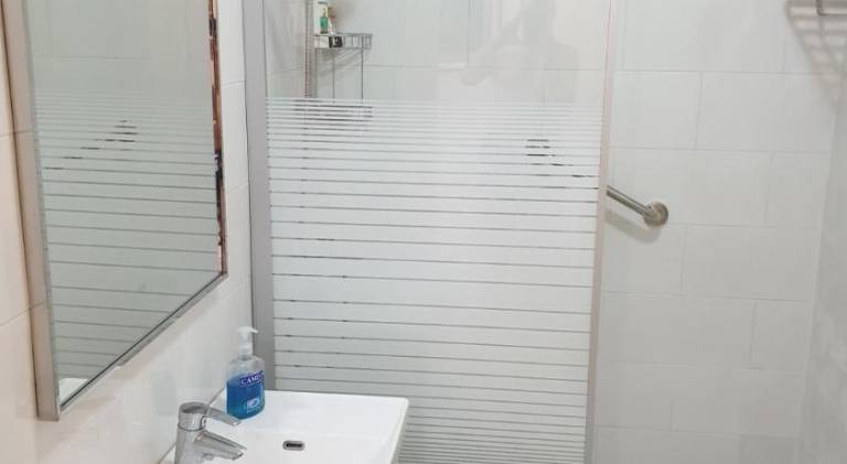 Apartment with pool — photo 2
