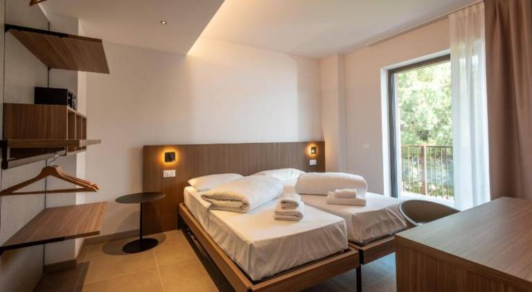 Serviced apartment with garden, BBQ & terrace | Pets allowed — photo 2