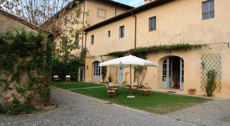 Spacious farm with BBQ & garden | Pets are welcome in Cascina