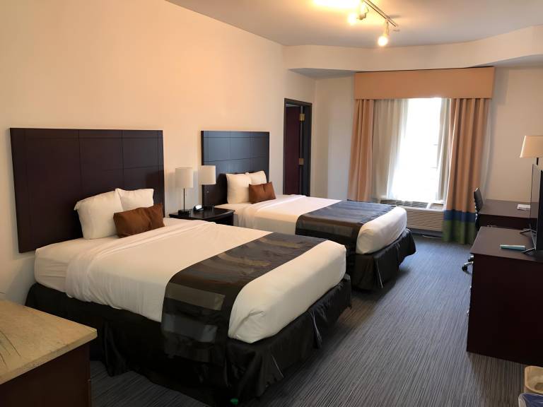 Wingate by Wyndham High Point Greensboro Airport S — photo 2