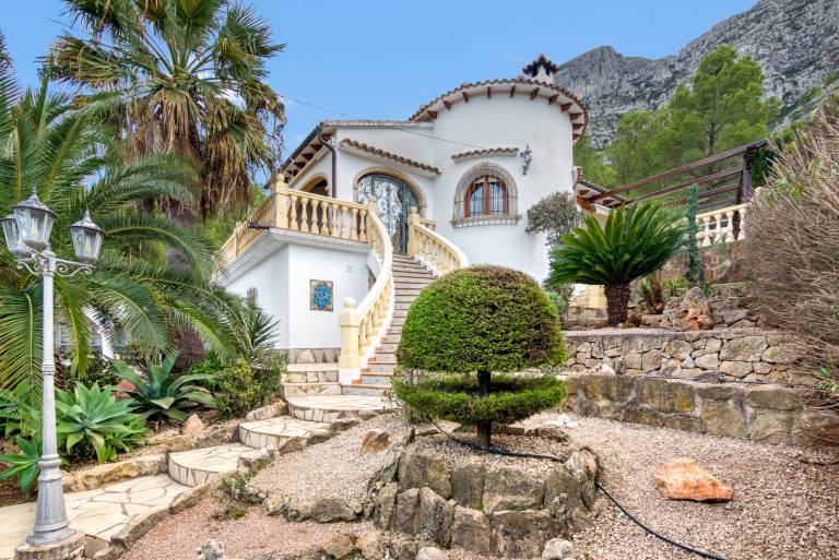 Pet-Friendly Villa Lau Costa Blanca with Sea View, Pool & Wi-Fi — photo 2