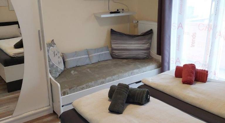 Rental apartment with 2 rooms for 6 persons — photo 2
