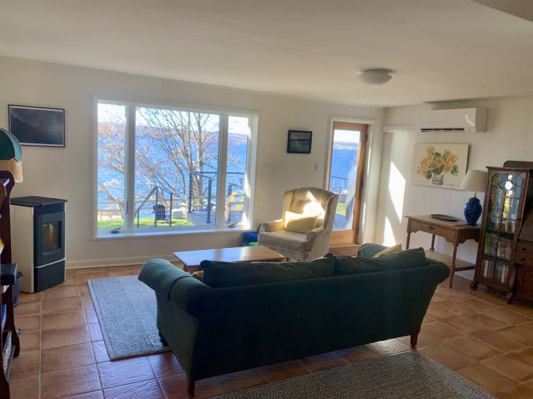 Cayuga Lake, NY Vacation Rentals from 130 Hometogo