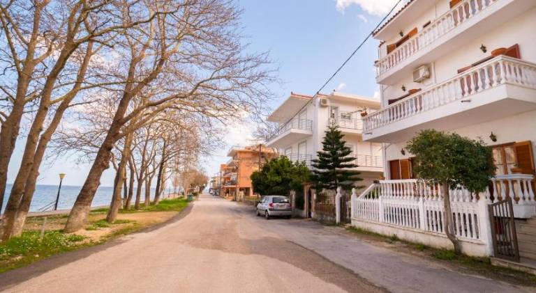 Holiday apartment with garden & terrace | Beach nearby | Pets are welcome — photo 3