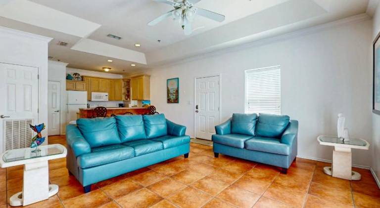 Apartment with pool | Beach nearby | Pets are welcome — photo 4