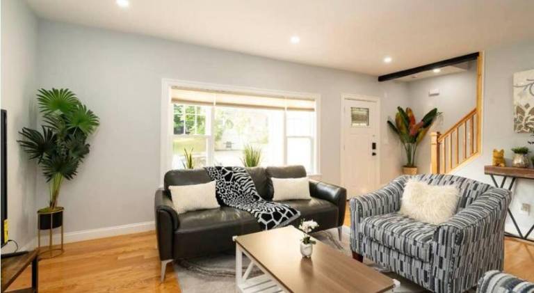 Holiday apartment with 3 rooms for 14 persons in Worcester, MA
