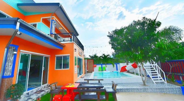 Villa with pool | Pets are welcome — photo 4