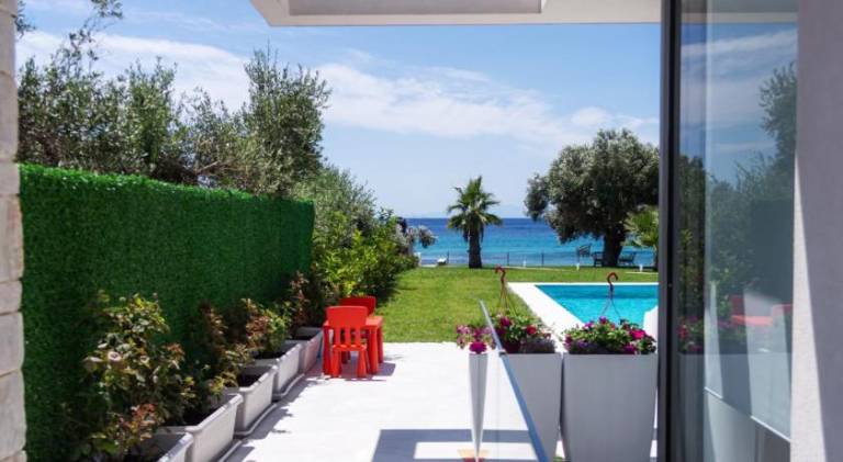 Villa with pool | Pets are welcome — photo 4