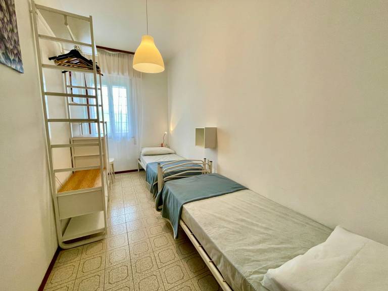 Family-oriented villa with terrace, yard & pool | Garden view | Next to the beach | Pets are welcome — photo 5