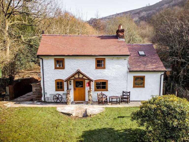 Cabin  Minsterley