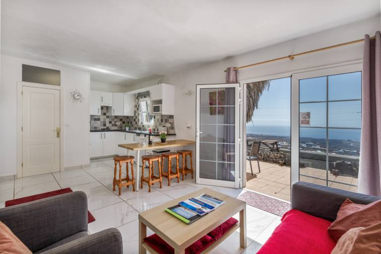 Vacation Apartment 'Rosa Eden' with Mountain View, Balcony and Wi-Fi — photo 5