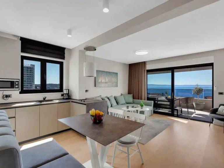 Rental apartment with 2 rooms for 6 persons in Tucepi