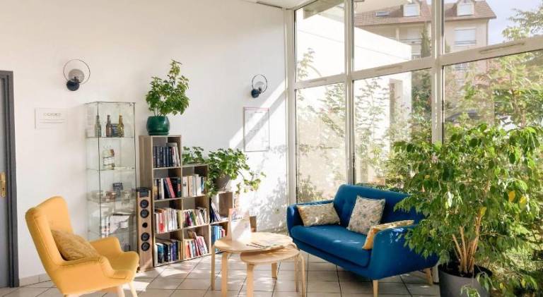 Nice serviced apartment with terrace | Pets are welcome — photo 3