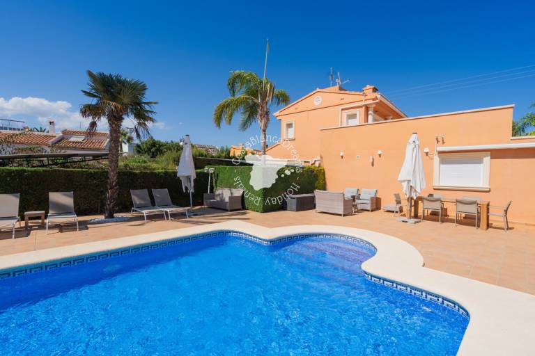 Chalet Calp