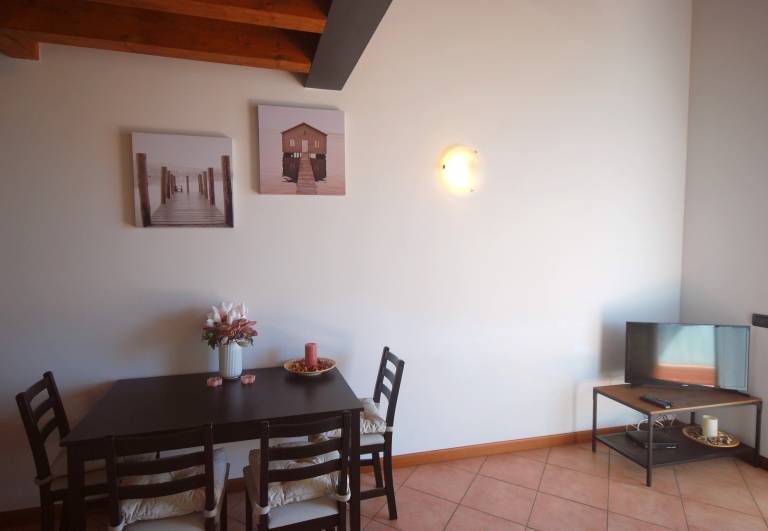Apartment with private pool — photo 3