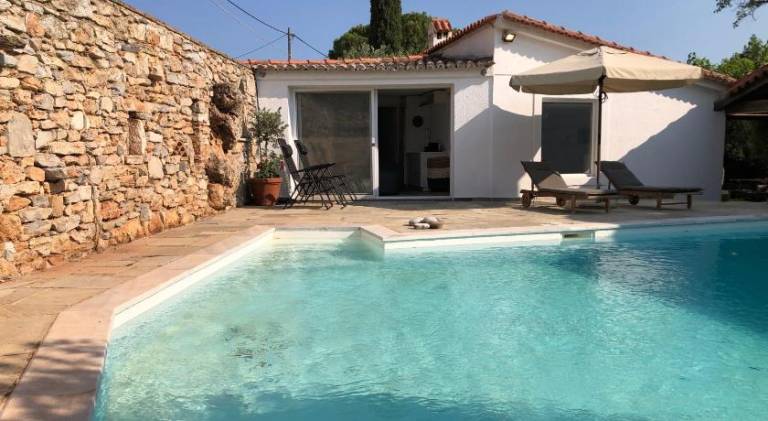 Villa with pool in Marathon