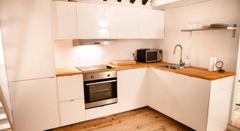 Apartment with 1 room for 4 persons — photo 4