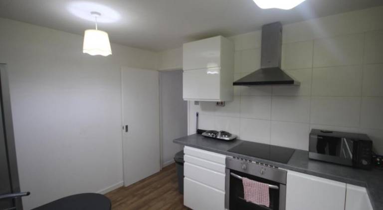 Apartment with 2 rooms for 5 persons — photo 3
