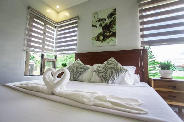 Bella Homes near Serin Ayala Mall & Lourdes Church — photo 2