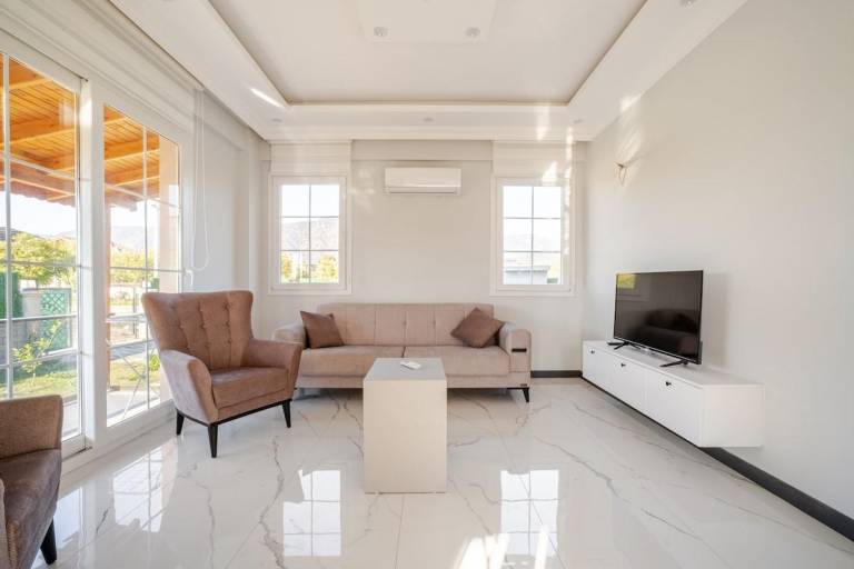 Fully equipped vacation home with terrace, BBQ & pool | Good for workation | Pet-friendly — photo 2