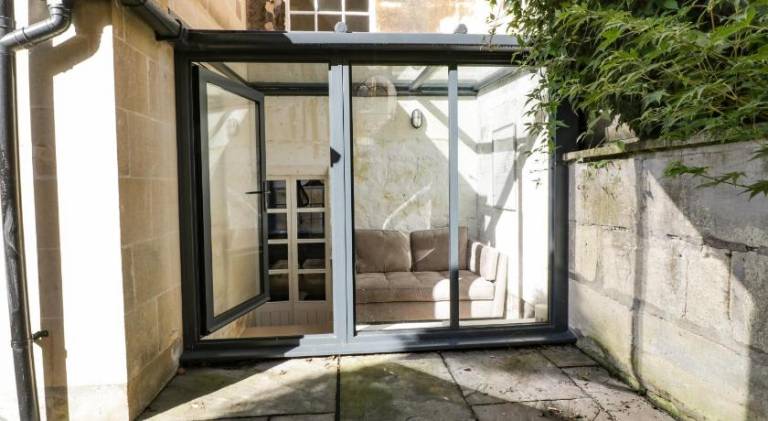House | Next to Roman Baths | Pets allowed — photo 4