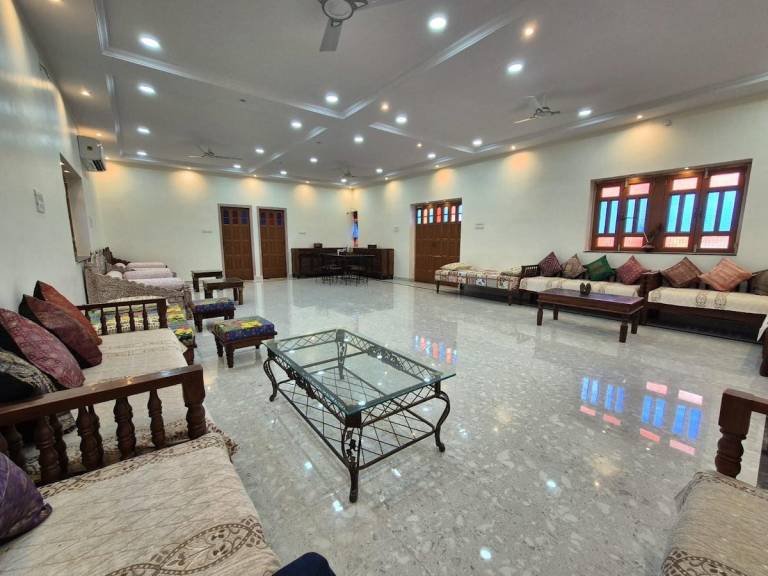 Villa with pool & yard | Suitable for remote work | Pets allowed — photo 4