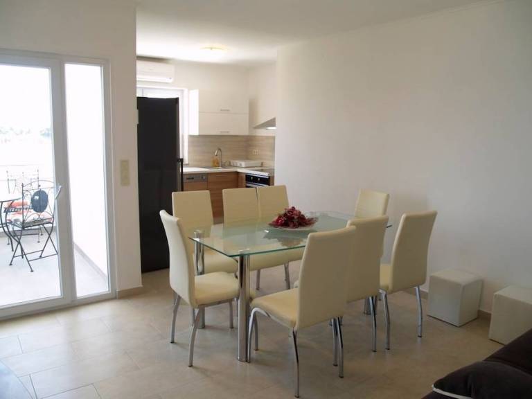 Ferienwohnung in Preko mit Terrasse, Klimaanlage, W-LAN, Waschmaschine (4568-2) — photo 2