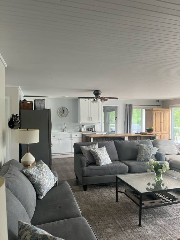 Cottage Maberly