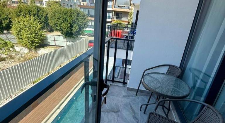 Apartmen in Alanya in the city center by the sea — photo 4