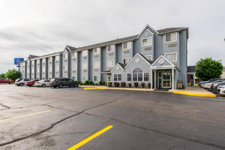 Motel 6 Indianapolis, IN in Marion, IN