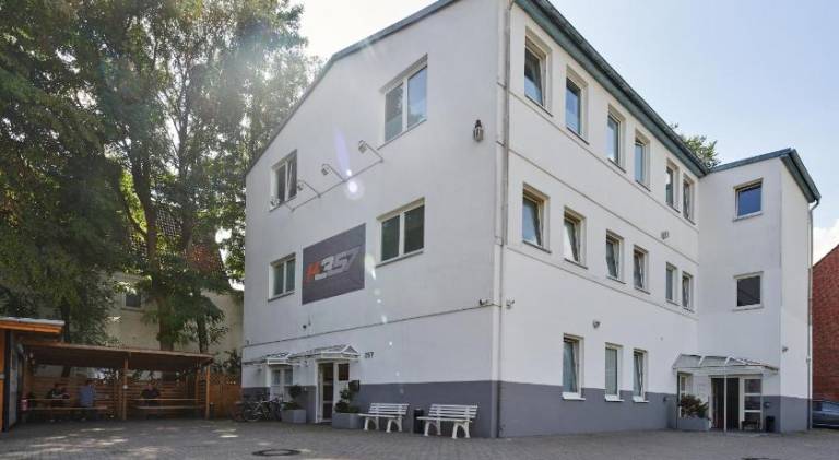 K 357 - Staffboarding - Personal- und Monteurzimmervermietung und Vermittlung in Hamburg und Umgebun — photo 5