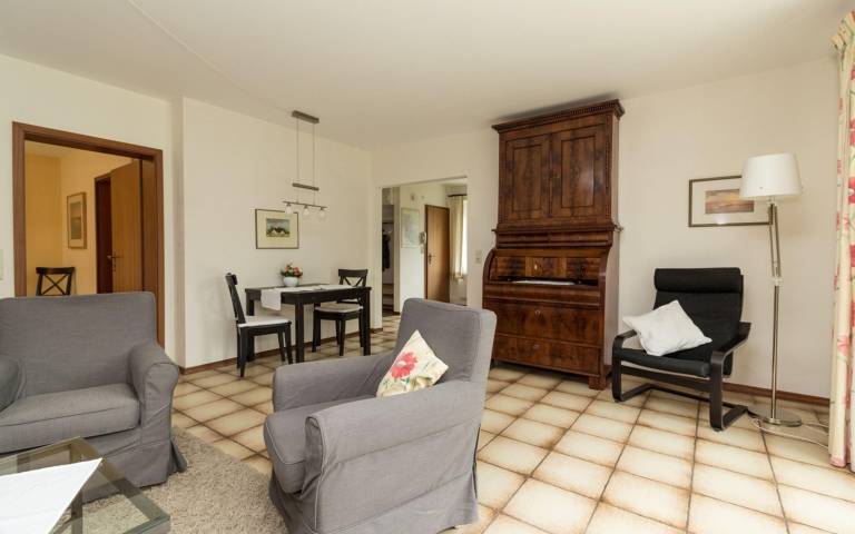 Rental apartment with terrace & yard | Pet-friendly — photo 3