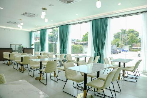 Chana Bangkok Hotel