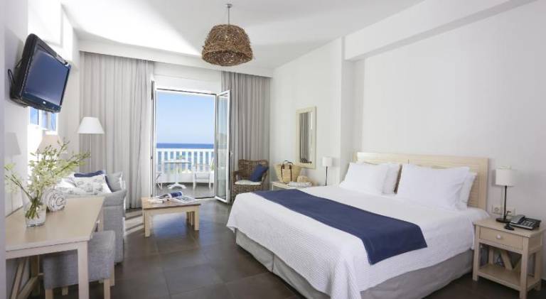 Serviced apartment with sauna, terrace & pool — photo 2