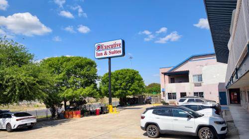Executive Inn & Suites San Marcos TX