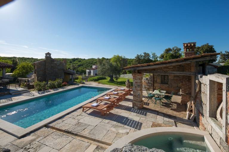 Villa with terrace, barbecue & private pool | Sea view — photo 2