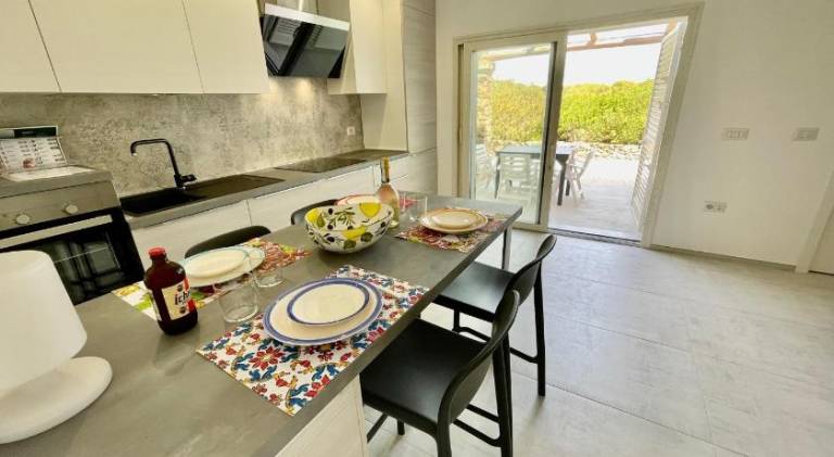 Apartment with 2 rooms for 5 persons — photo 2