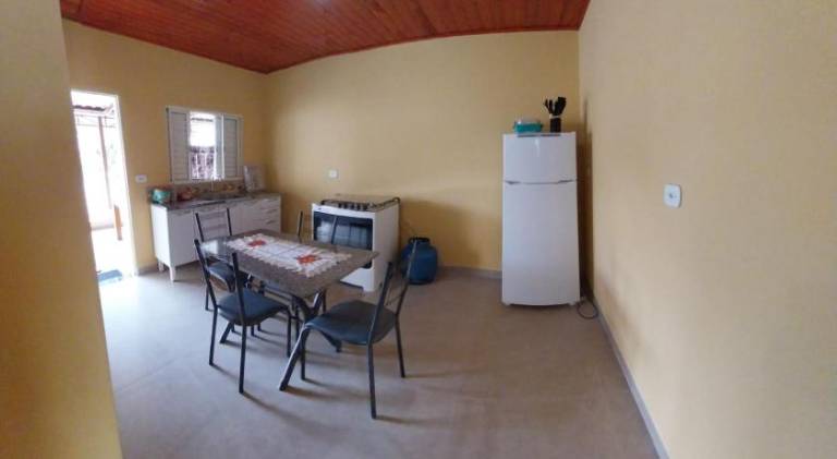 Spacious vacation home with pool | Pets allowed — photo 4