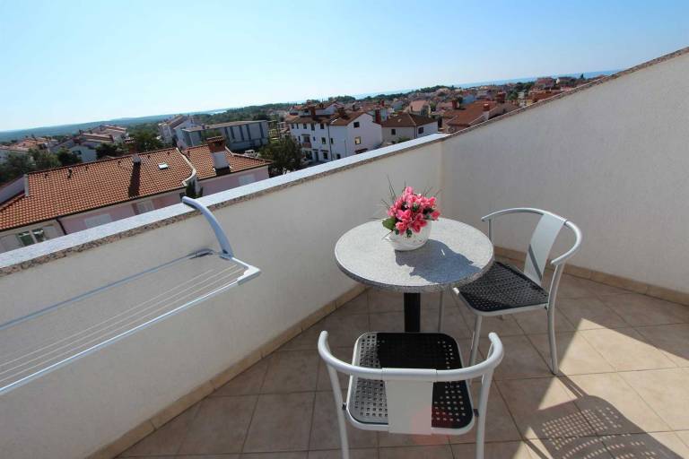 Family-oriented pleasant studio | Pets are welcome in Rovinj
