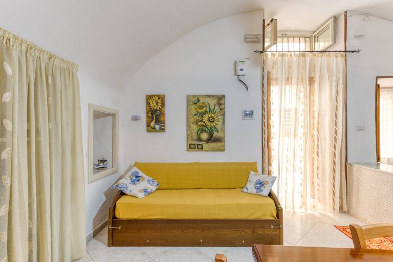 Rental apartment with 3 rooms for 5 persons — photo 4