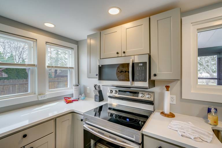 Hudson Valley Retreat! Convenient Apt in Kingston — photo 3