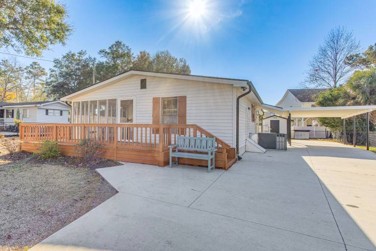 Walk to Beach! Dog-Friendly Home in Murrells Inlet — photo 2