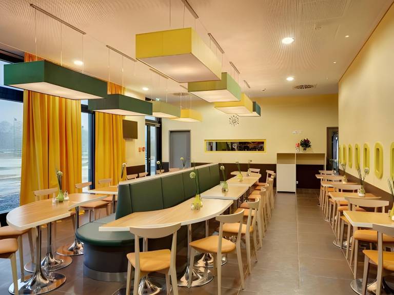 MEININGER Hotel Frankfurt Main / Airport — photo 2