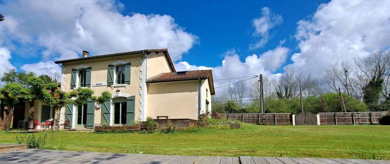 Maison de vacances Mézos