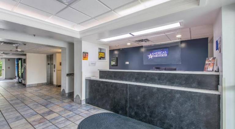 Americas Best Value Inn Knoxville East — photo 5