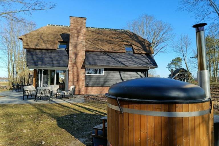 Villa  Veluwemeer