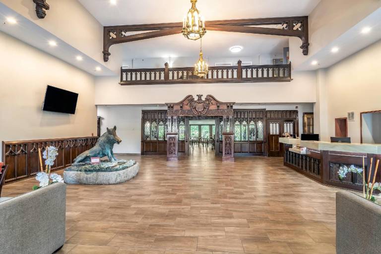 Riverview Inn & Suites, an Ascend Collection Hotel — photo 3